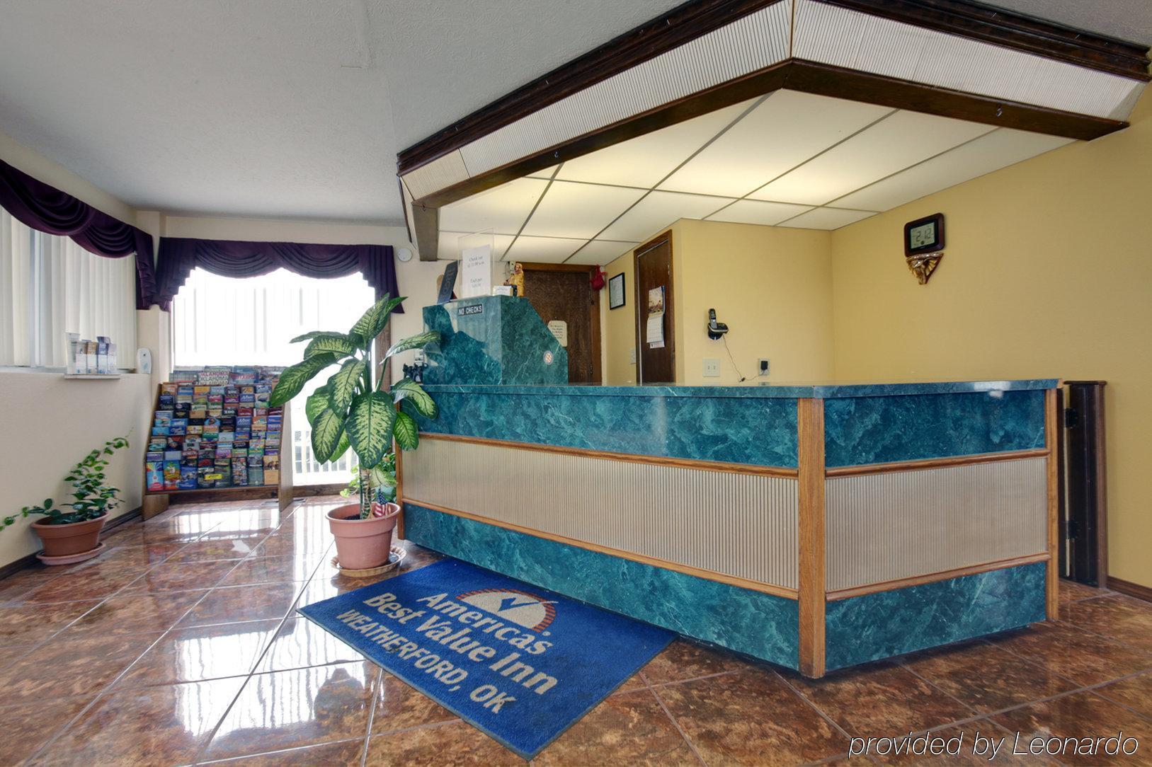 Americas Best Value Inn Weatherford Interieur foto